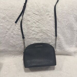 Michael Kors Elegant Black Crossbody Bag